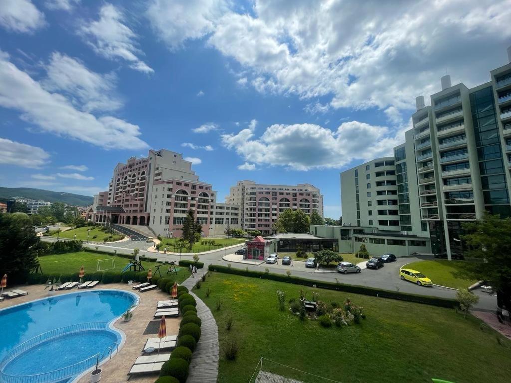 Apartment Sunny Beach Plaza 100 M Sea Exterior photo